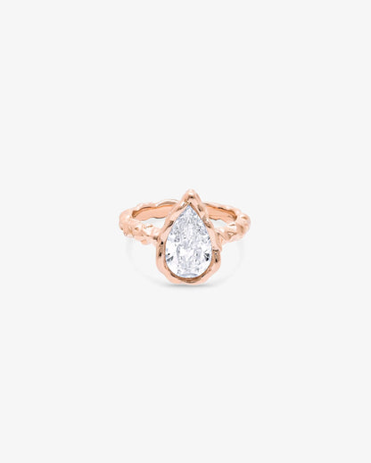 AuroraLuxe™ Étoile Diamond Ring | 18K Gold/Rose Gold-Plated Artisan Ring with Natural Diamond